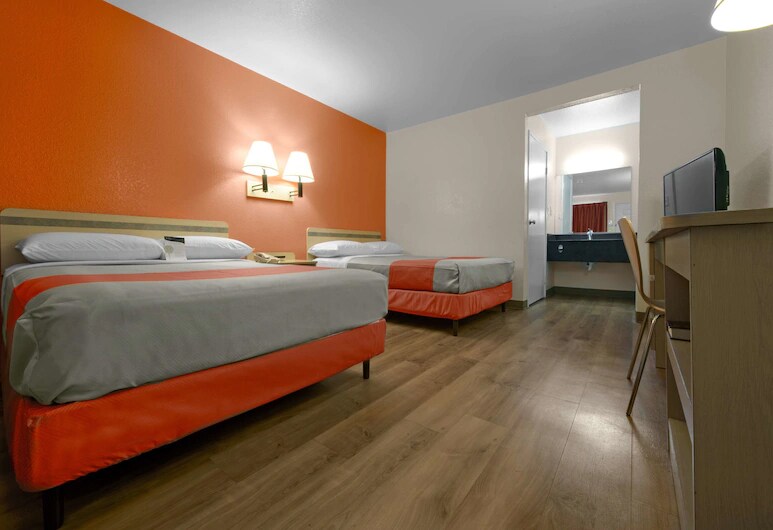 More Photos Of 5522 N Pan Am Expy, San Antonio Hotel For Sale