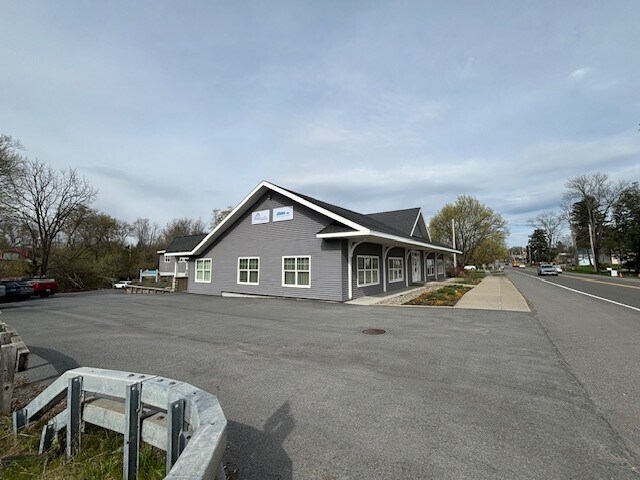 More Photos Of 208 W Main St, Elbridge Storefront Retail Office For Lease