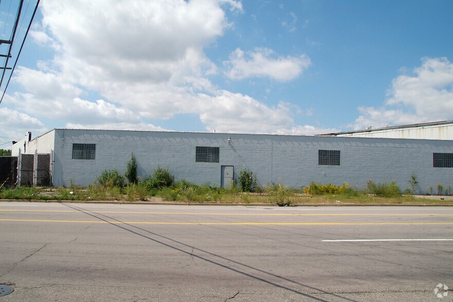 20530 Hoover Rd, Detroit, MI 48205 Warehouse For Sale