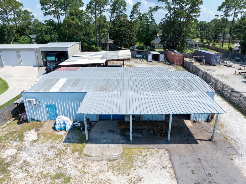 More Photos Of 2952 Westfield Rd, Gulf Breeze Industrial For Sale
