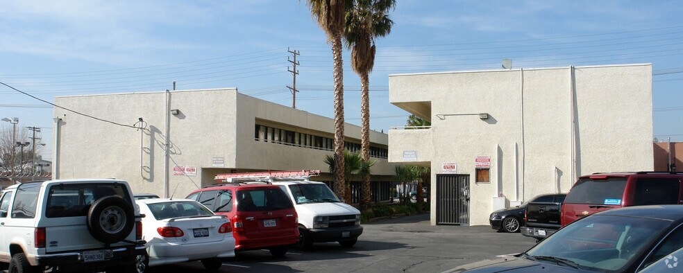 More Photos Of 8444-8448 Reseda Blvd, Northridge Office For Lease