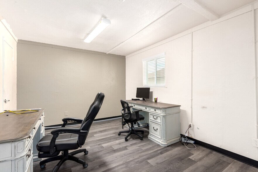 More Photos Of 6628-6632 S 22nd St, Phoenix Assisted Living For Lease