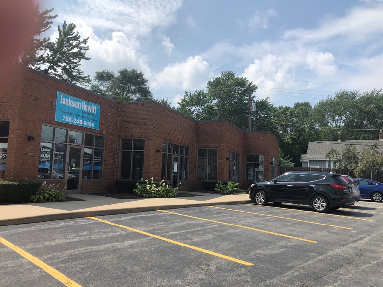 Primary Photo Of 2-10 W Main St, Glenwood Storefront Retail Office For Sale