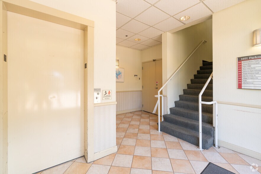 More Photos Of 1401 Parkmoor Ave, San Jose Office For Lease