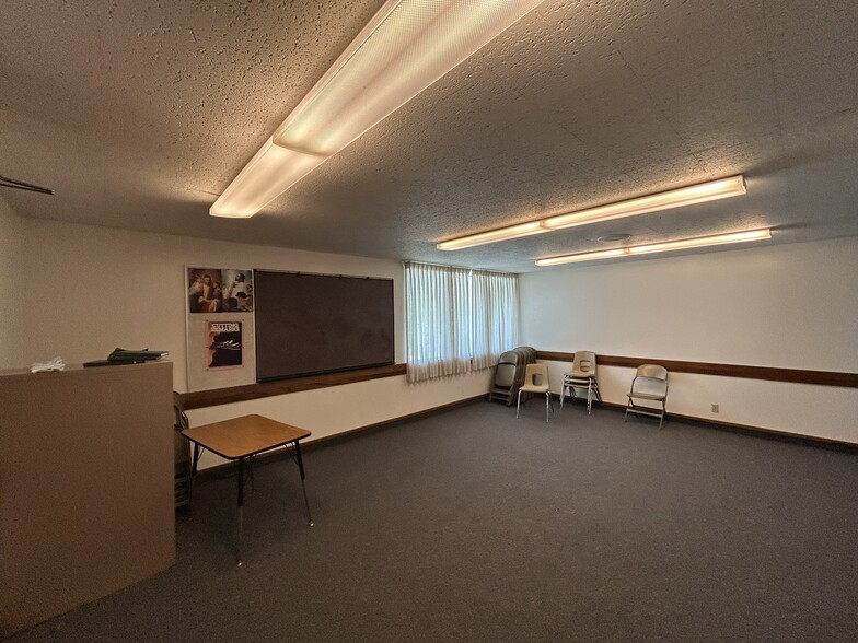 More Photos Of 14801 Osage Ave, Lawndale Specialty For Sale