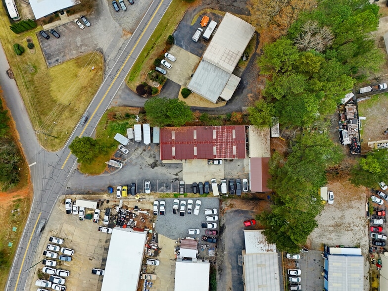 More Photos Of 961 Shallowford Rd NE, Kennesaw Warehouse For Sale