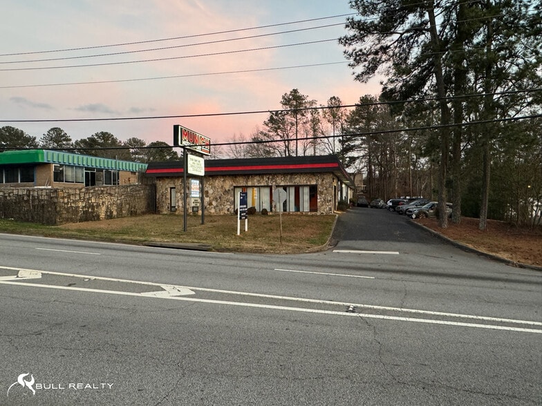 More Photos Of 6483 Peachtree Industrial Blvd, Atlanta General Retail For Sale