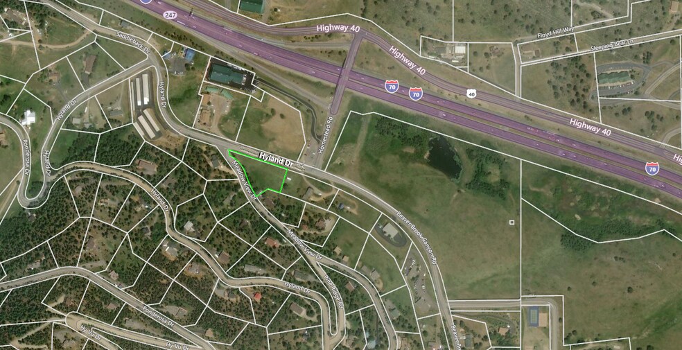 More Photos Of 64 Hyland Dr, Evergreen Showroom For Sale