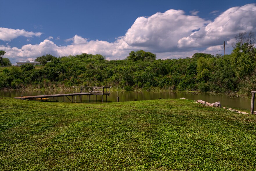 More Photos Of 101 Campbell Rd 3, Sandia Trailer Camper Park For Sale