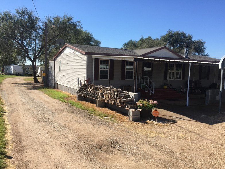 More Photos Of 2203 Woodrow Rd, Lubbock Trailer Camper Park For Sale