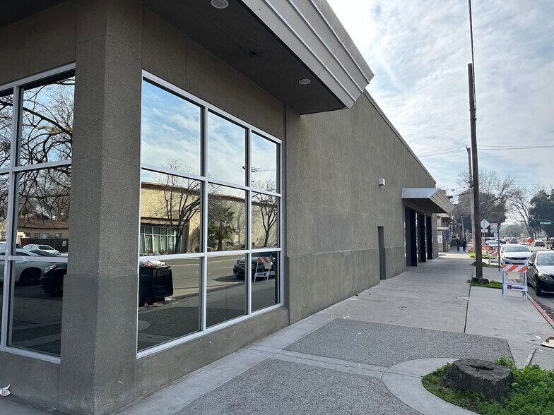 More Photos Of 1718 H St, Modesto Office For Lease