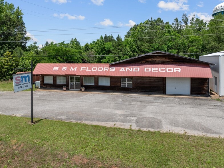 More Photos Of 364 W Main St, Decaturville Flex For Sale