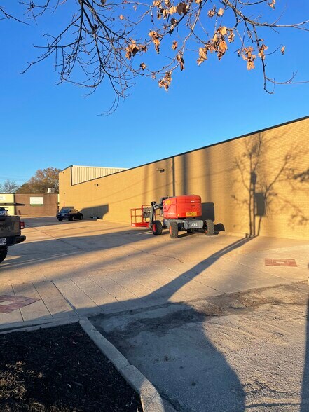 More Photos Of 606 E Broadway St, West Memphis Freestanding For Lease