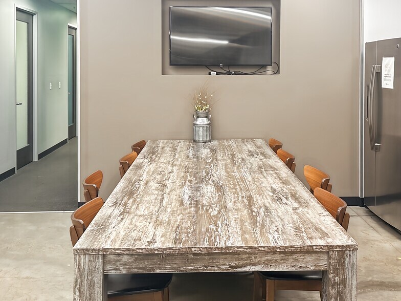 More Photos Of 1751 River Run, Fort Worth Coworking Space