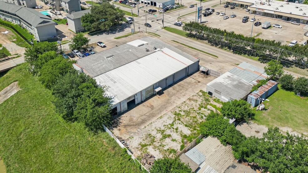 More Photos Of 4255 S Kirkwood Rd, Houston Storefront For Sale