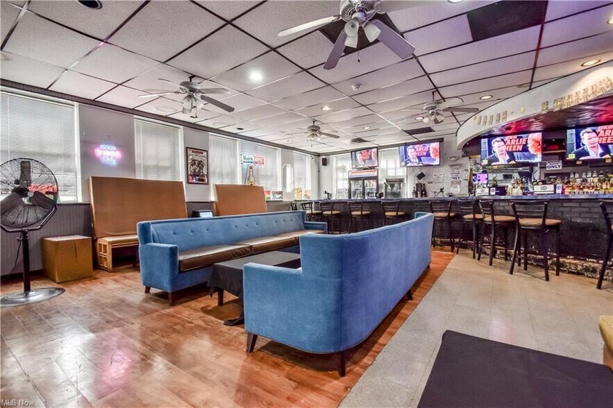 More Photos Of 3560 E 93rd St, Cleveland Bar For Sale