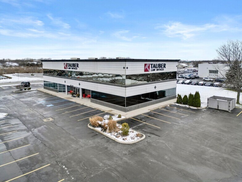 More Photos Of 1415-1445 Eagle Ridge Dr, Schererville Office For Lease