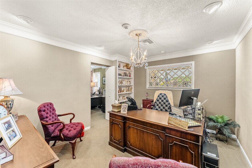 More Photos Of 525 N Harbor City Blvd, Melbourne Office For Sale