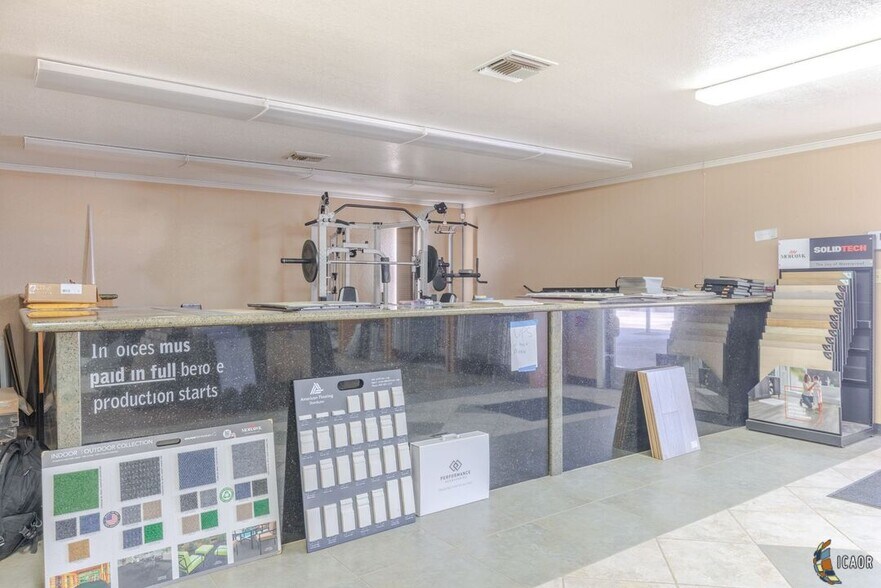 More Photos Of 1902 W Euclid Ave, El Centro Warehouse For Sale