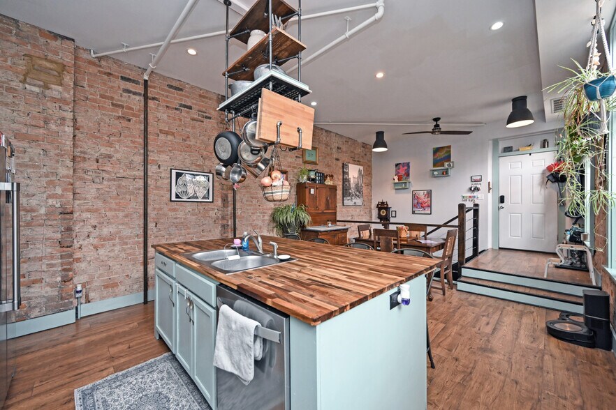 More Photos Of 118 E Liberty St, Cincinnati Apartments For Sale