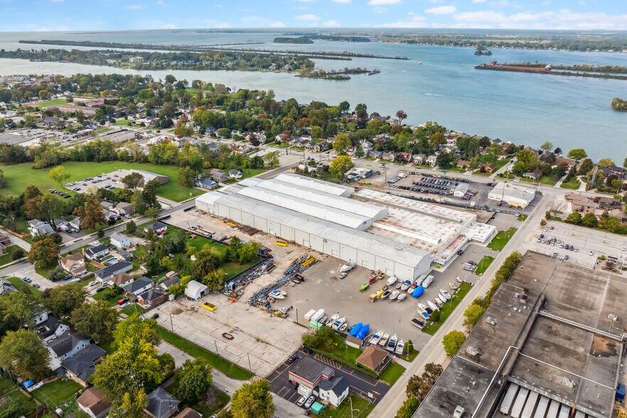 More Photos Of 111 St. Arnaud St, Amherstburg Industrial For Lease