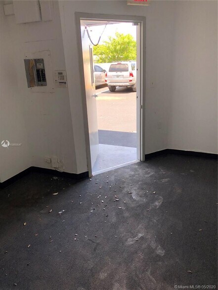 More Photos Of 1600-1650 NW 34th Ter, Lauderhill Warehouse For Lease