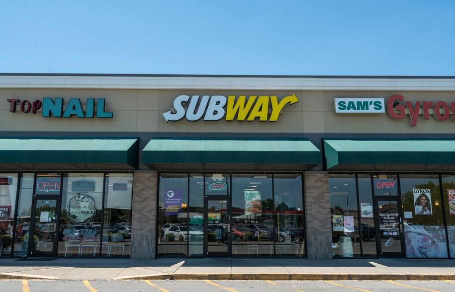 More Photos Of 74-112 Dover Crossing Rd, Clarksville General Retail For Lease