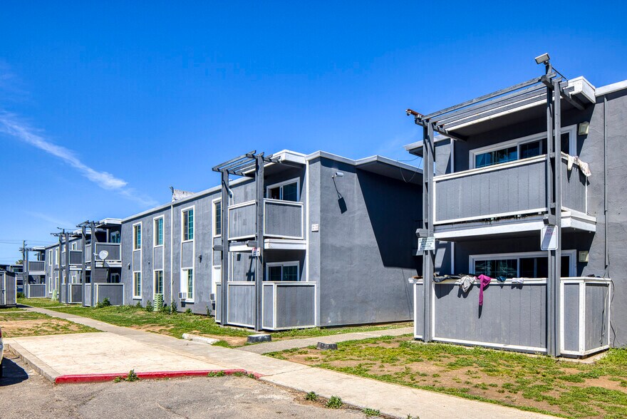More Photos Of 6267 Martin Luther King Jr Blvd, Sacramento Apartments For Sale