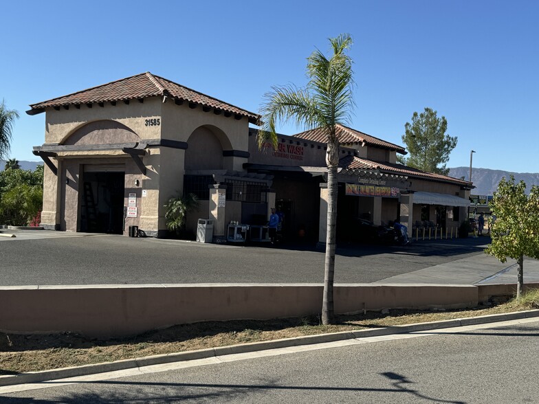 Primary Photo Of 31585 Canyon Estates Dr, Lake Elsinore Carwash For Sale