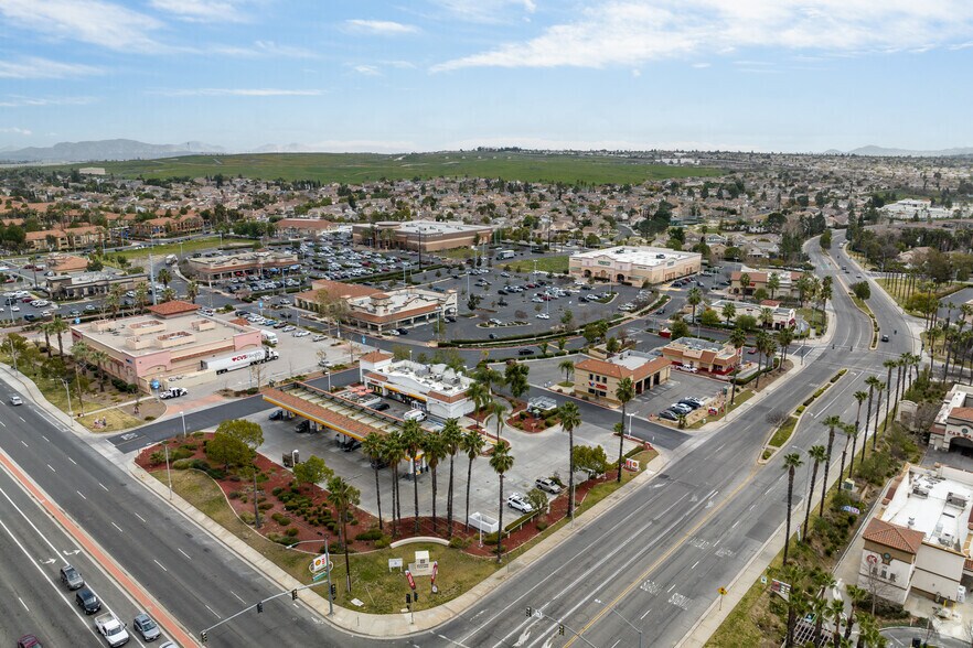 More Photos Of 473-499 E Alessandro Blvd, Riverside Unknown For Lease