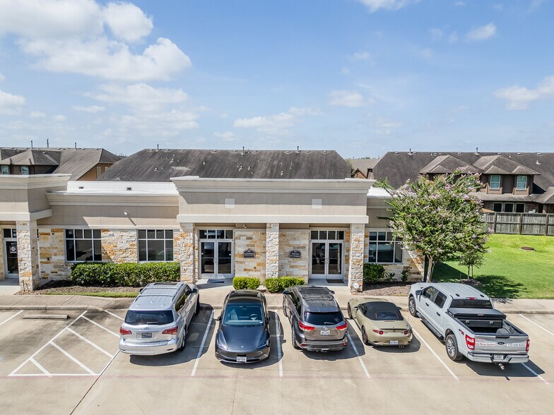 More Photos Of 1526 Katy Gap Rd, Katy Office For Sale
