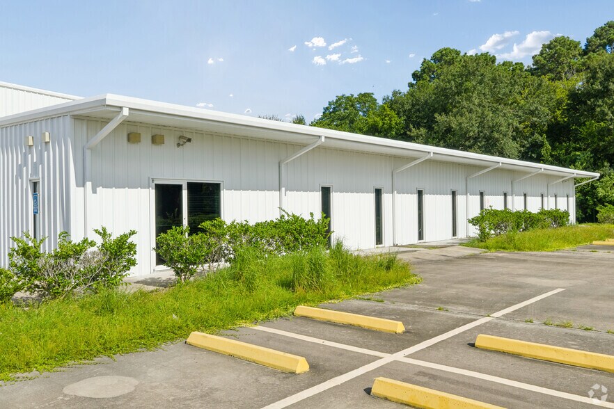 More Photos Of 11939 Aldine Westfield Rd, Houston Unknown For Lease