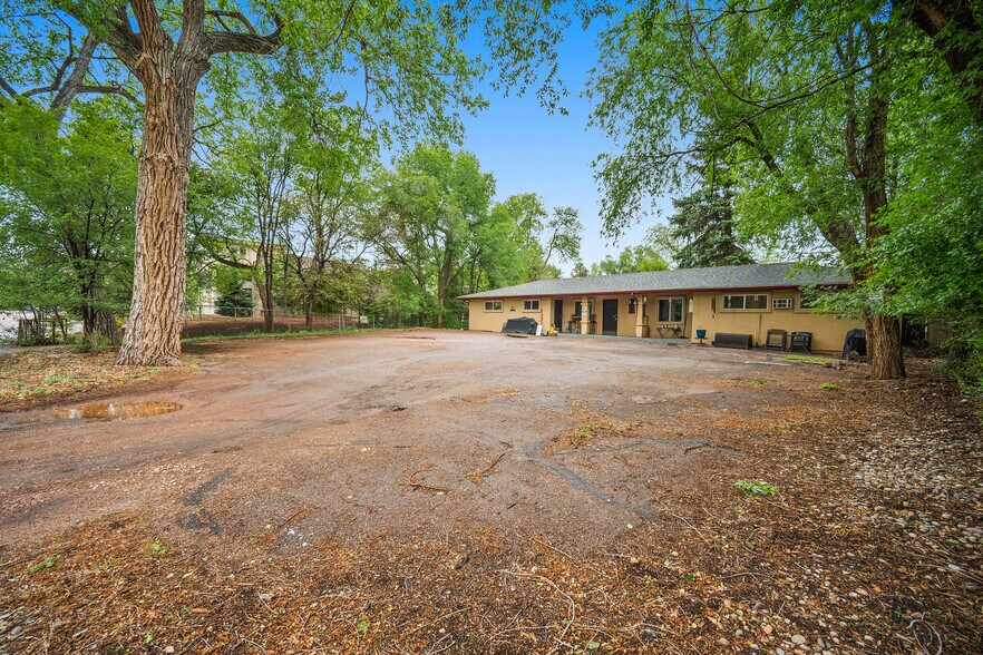 More Photos Of 110 El Paso Blvd, Manitou Springs Apartments For Sale