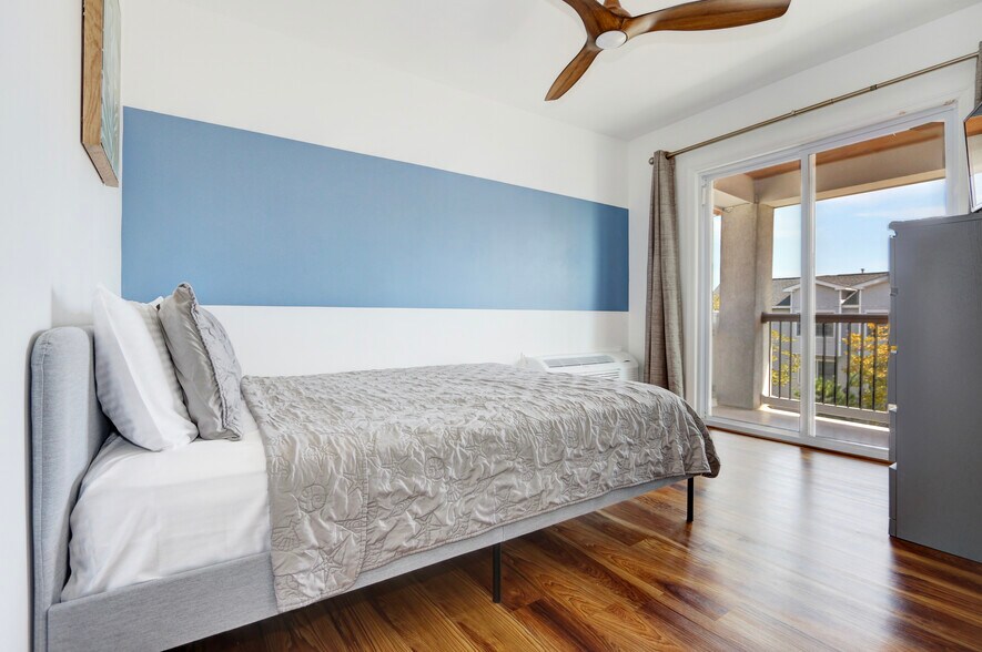 More Photos Of 5100 Atlantic Ave, Wildwood Hotel For Sale