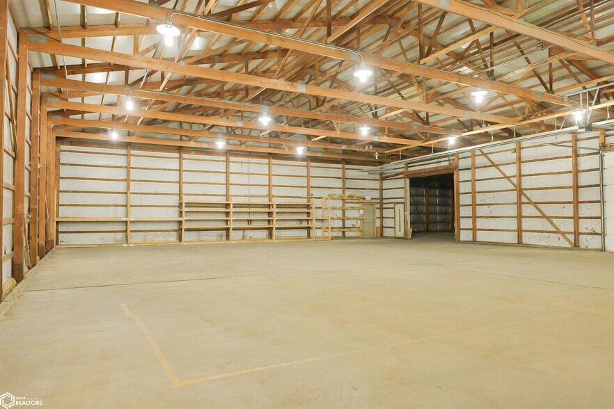 More Photos Of 1130 Broadway St, West Burlington Industrial For Lease