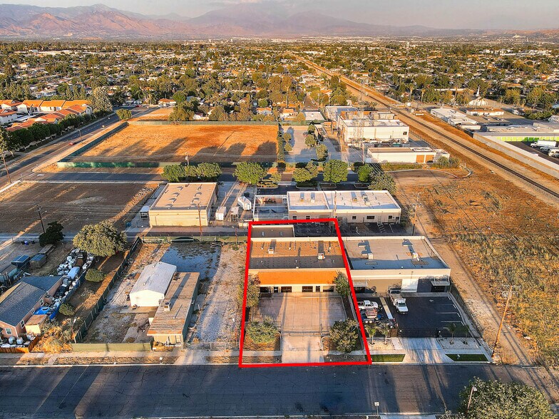 More Photos Of 229 S Olive Ave, Rialto Warehouse For Sale