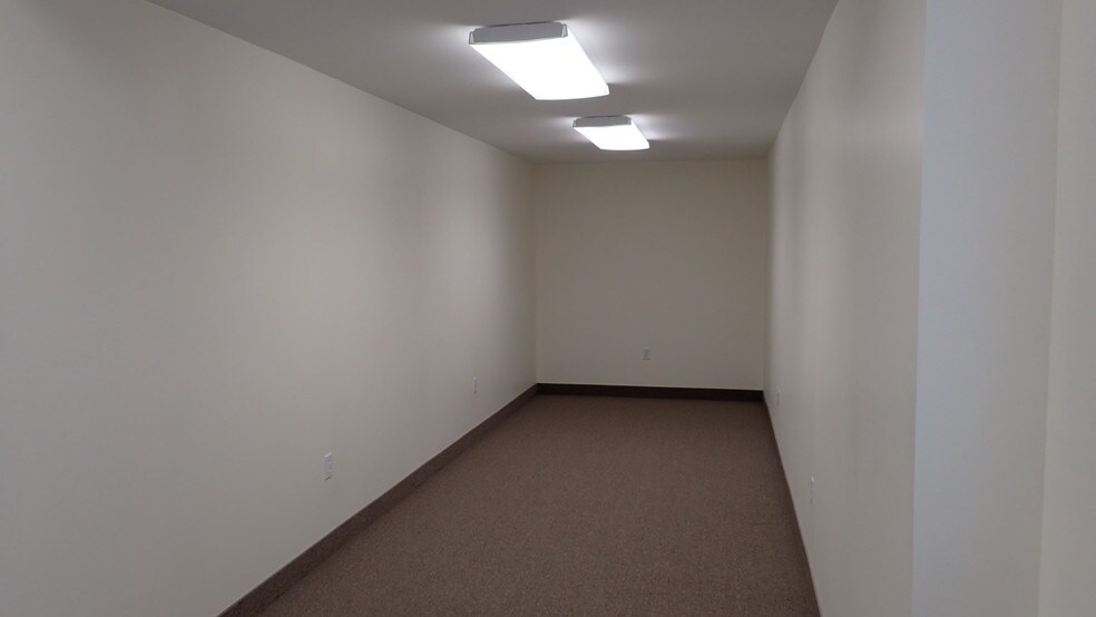 More Photos Of 1733 Washington Blvd, Easton Office For Sale