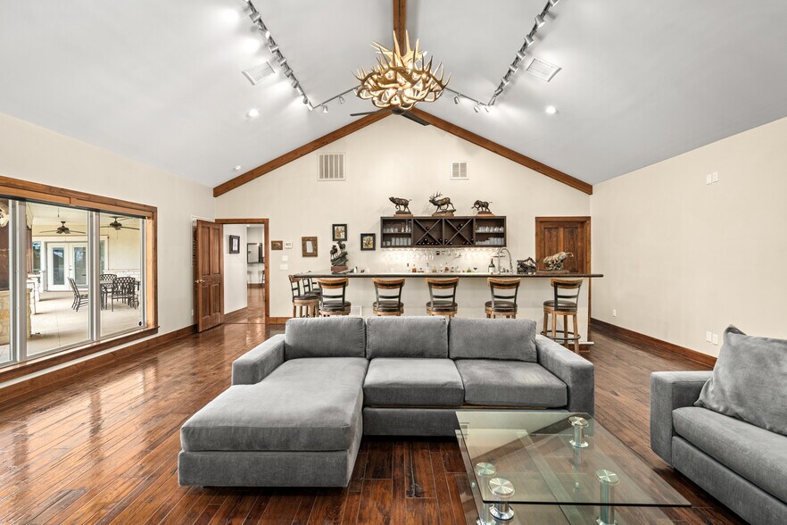 More Photos Of 145 State Loop 92, La Grange Specialty For Sale