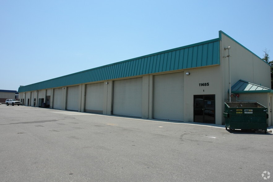 More Photos Of 11485 Commercial Pky, Castroville Warehouse For Lease