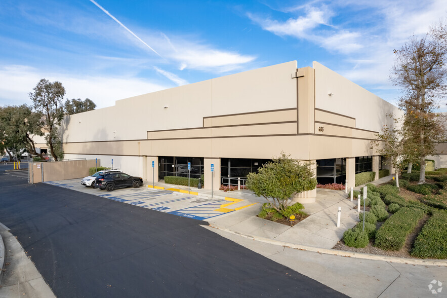 Primary Photo Of 875-935 W 8th St, Azusa Manufacturing For Lease