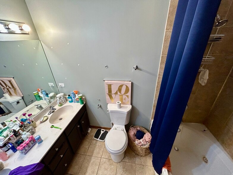 More Photos Of 5644 S Prairie Ave, Chicago Apartments For Sale