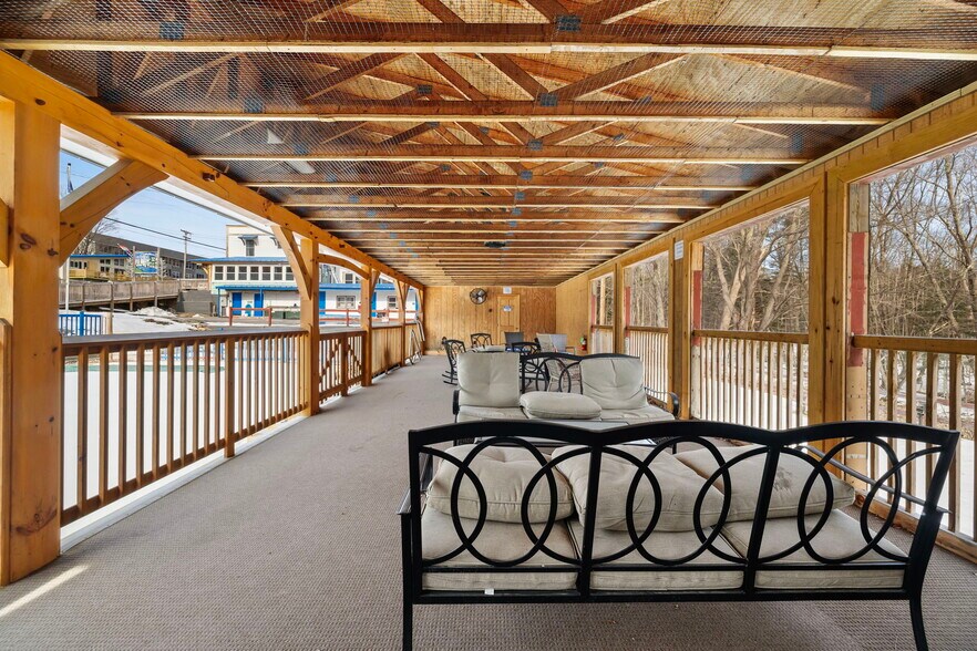 More Photos Of 180 Main St, North Woodstock Hotel For Sale