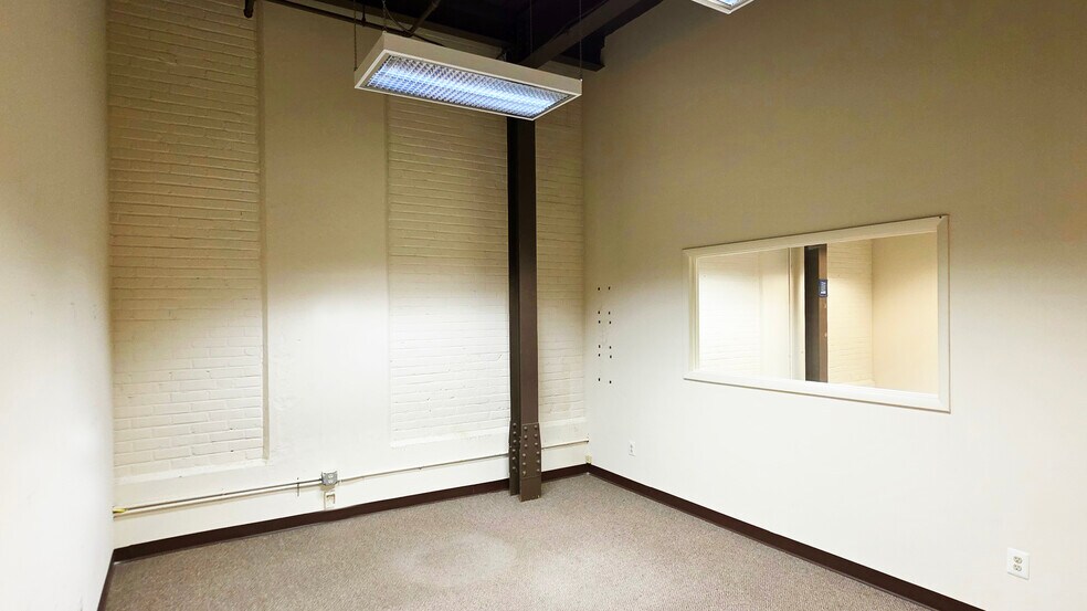 More Photos Of 3901 Main St, Philadelphia Office For Lease