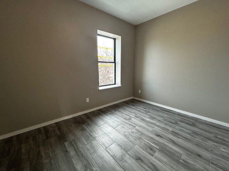 More Photos Of 1230 Bay St, Staten Island Storefront Retail Residential For Sale