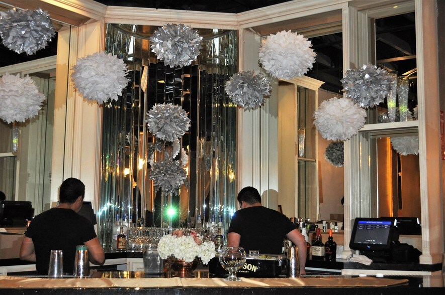 More Photos Of 197 E 2nd St, Pomona Bar For Sale