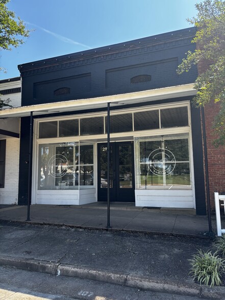 Primary Photo Of 295 Losher St, Hernando Storefront For Lease