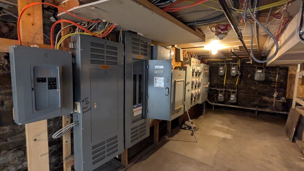 More Photos Of 47, 53-55 Congress Street, Troy General Retail For Sale