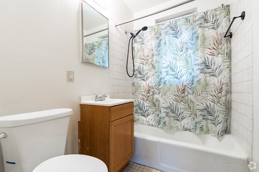 More Photos Of 4 College Ct, Louisville Multifamily For Sale