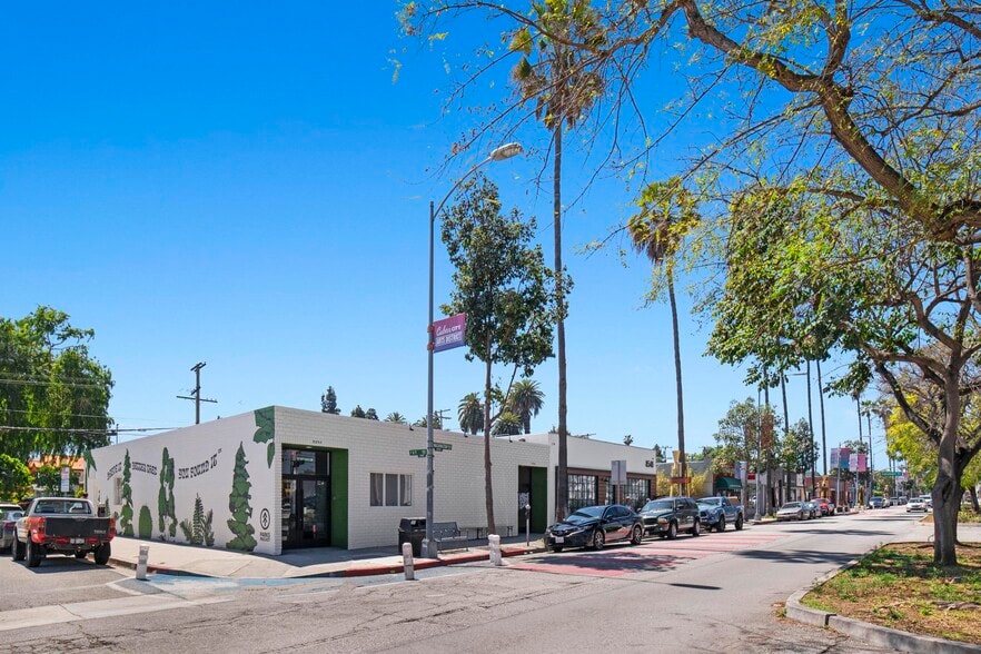More Photos Of 8540-8542 Washington Blvd, Culver City Freestanding For Lease