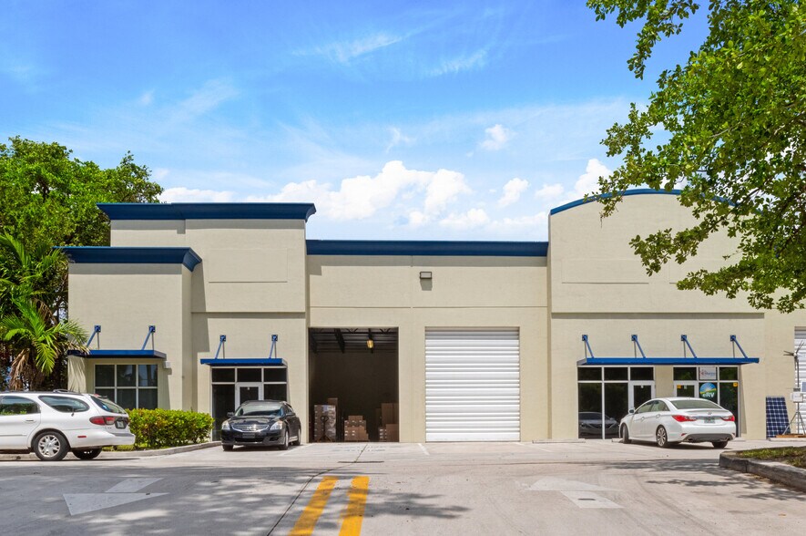 Primary Photo Of 2821 SW 23rd Ter, Fort Lauderdale Warehouse For Lease